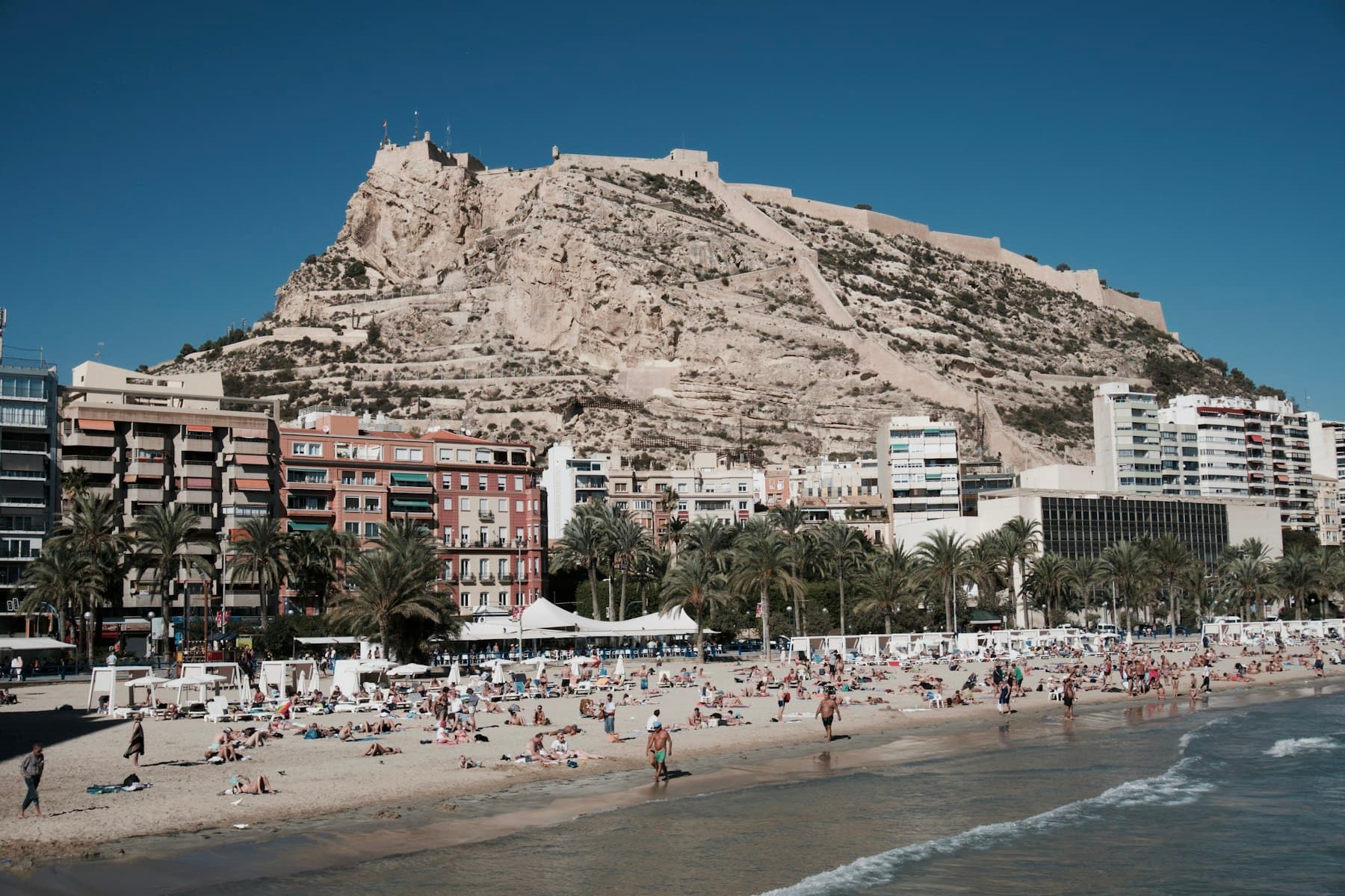 The beach below Santa Bárbara castle in Alicante